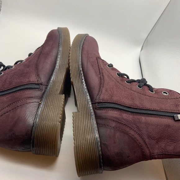 V-Italia La Farfalla Water Resistant Plum Royal Nubuck Leather Size 8 - Picture 15 of 16